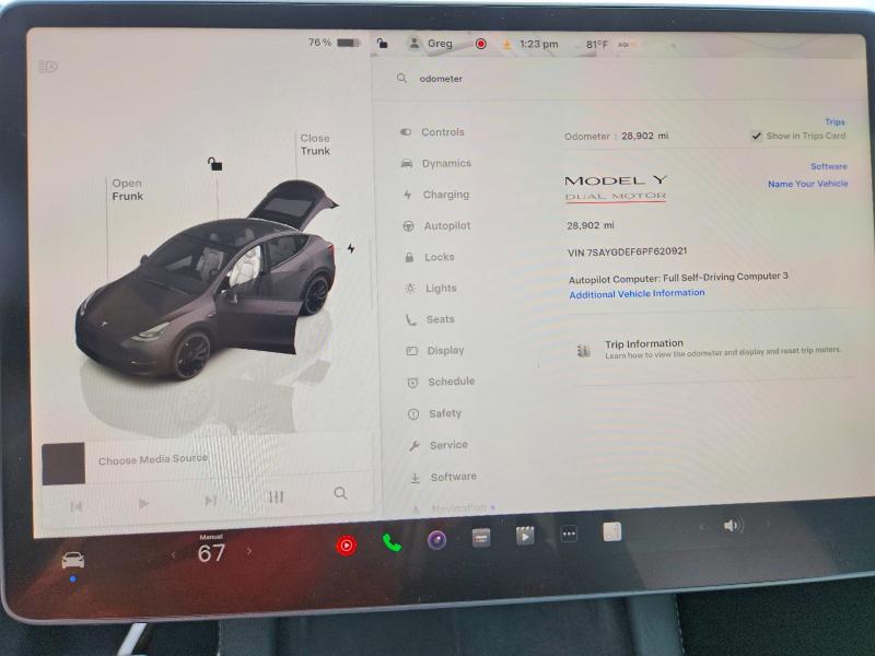 2023 Tesla Model y VIN 7SAYGDEF6PF620921 COPART salvage auction — FRONT END, Tx - Certificate Of Title, sold $5,100 on 2026-07-17 (photo 9)