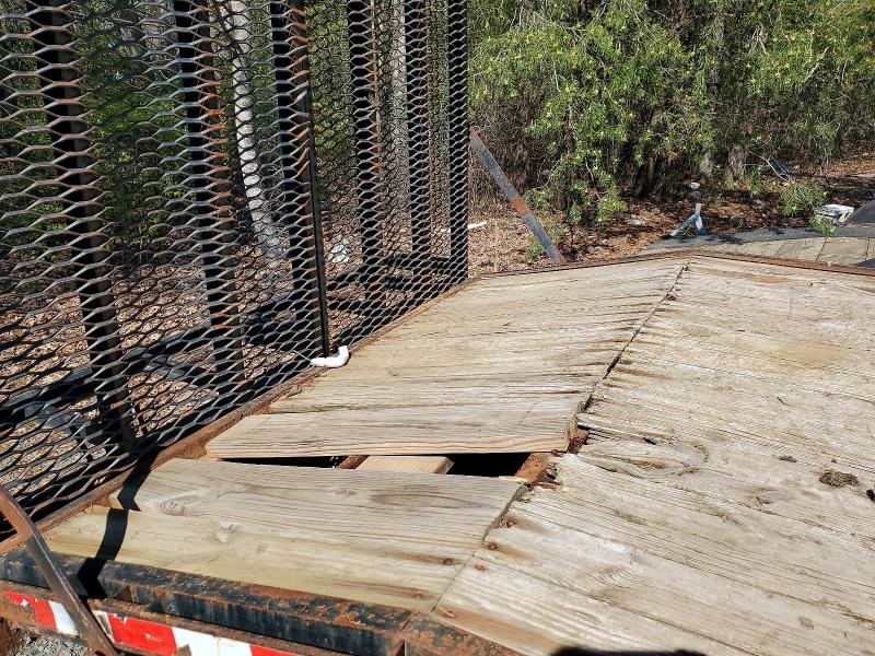 2014 Hudson Utility trailer VIN 10HHTMBK7E2000028 COPART salvage auction — ALL OVER, MD - PARTS ONLY-NO TITLE LETTER, sold $500 on 2026-07-09 (photo 6)