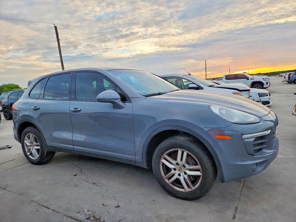 2017 Porsche Cayenne VIN WP1AA2A22HKA89551 COPART salvage auction — SIDE, Va - Certificate Of Title (P), sold $6,200 on 2026-07-09 (photo 4)