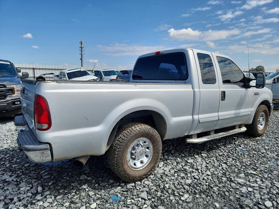 2002 Ford F-250 super duty VIN 1FTNX20F62EA21989 COPART salvage auction — VANDALISM, Ca - Salvage Certificate, sold $7,600 on 2026-07-16 (photo 3)