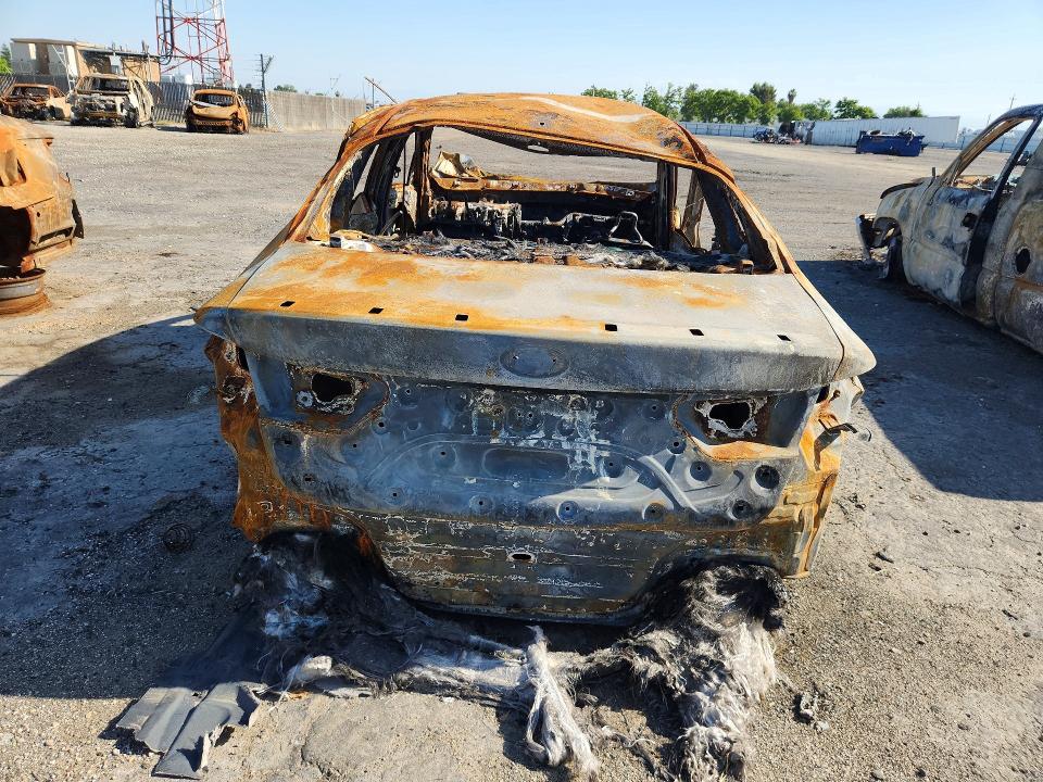 2018 Kia Optima VIN 5XXGT4L3XJG237498 COPART salvage auction — BURN, Ca - Non-Repairable Vehicle Cert, sold $200 on 2026-07-06 (photo 6)