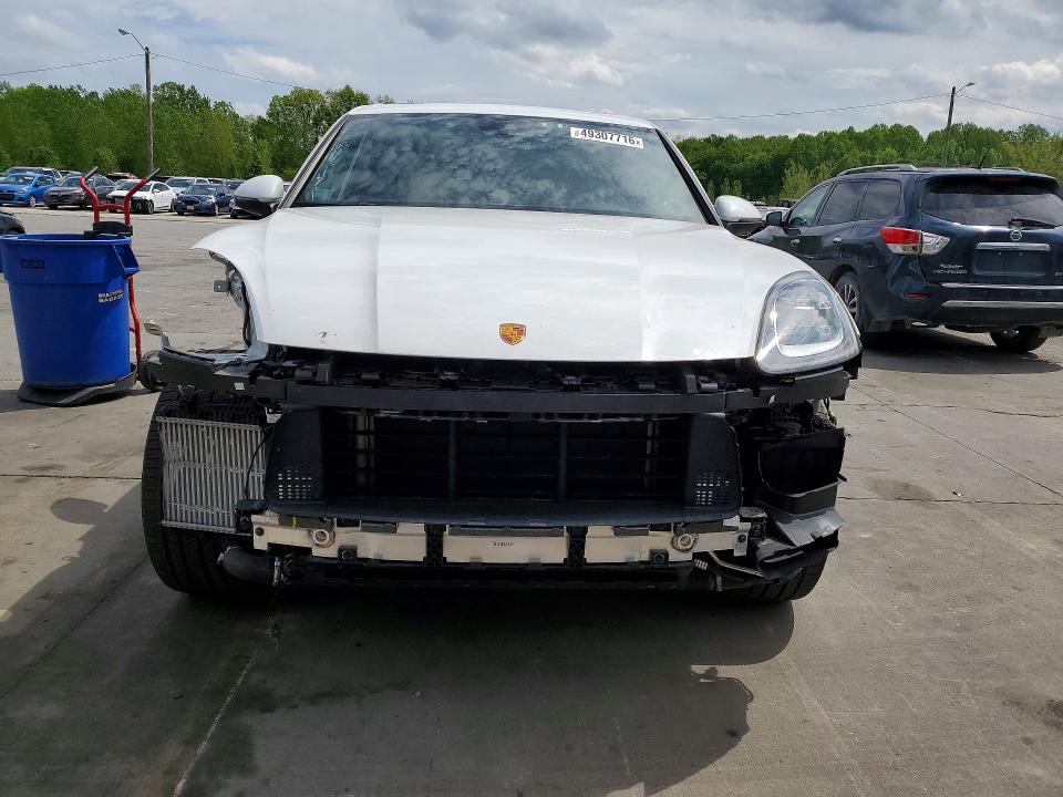 2023 Porsche Cayenne VIN WP1AA2AY4PDA10498 COPART salvage auction — FRONT END, KY - CERTIFICATE OF TITLE, sold $35,250 on 2026-09-10 (photo 5)