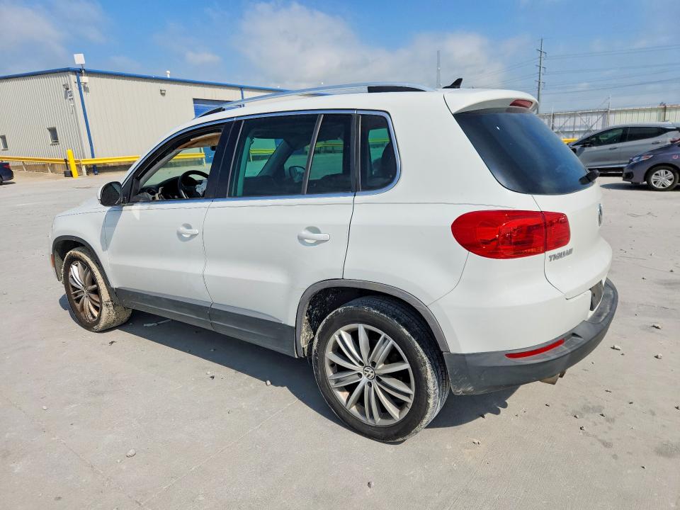 2015 Volkswagen Tiguan VIN WVGAV7AXXFW507709 COPART salvage auction — FRONT END, Tx - Salvage Vehicle Title, sold $150 on 2026-07-28 (photo 2)