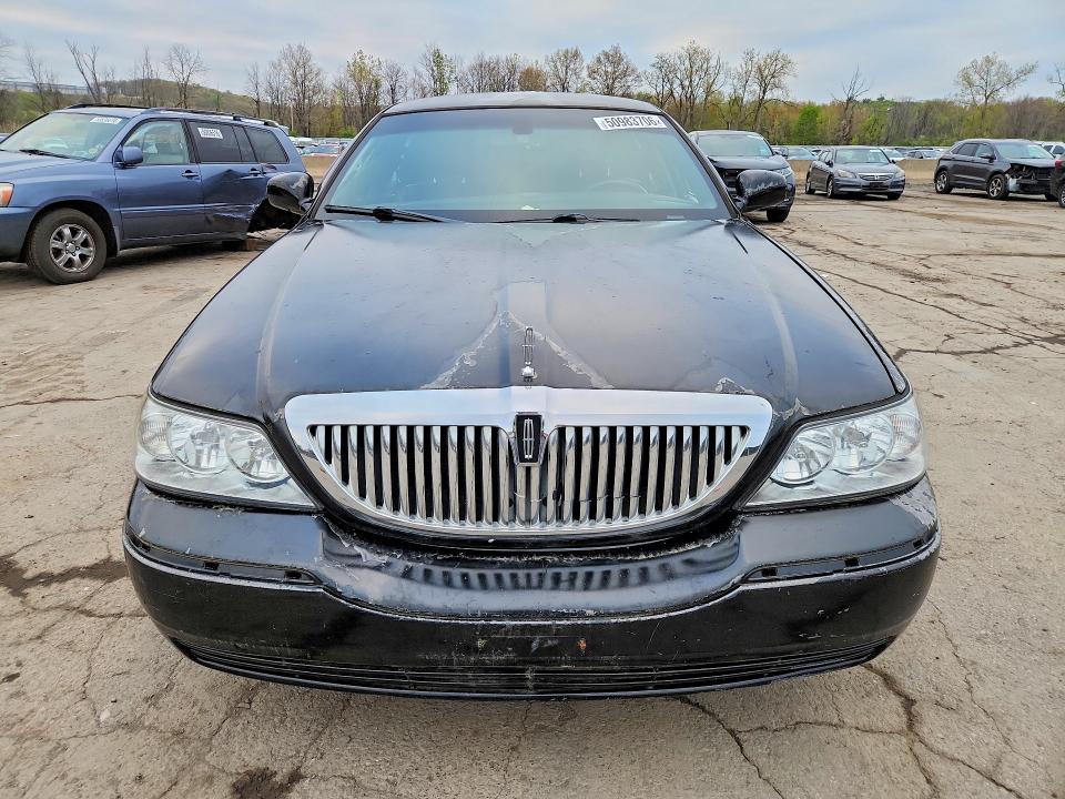 2011 Lincoln TOWN CAR VIN 2LNBL8EV2BX765469 COPART salvage auction — MECHANICAL, Nj - Certificate Of Title (P), sold $475 on 2026-07-09 (photo 5)