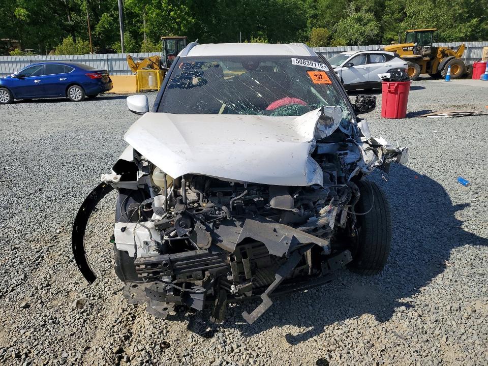 2020 Nissan Kicks VIN 3N1CP5CV3LL545701 COPART salvage auction — FRONT END, NC - SALVAGE CERTIFICATE OF TITLE, sold $750 on 2026-07-02 (photo 5)