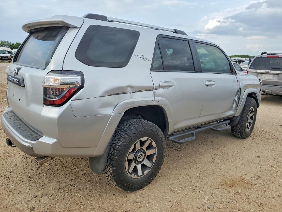 2018 Toyota 4runner VIN JTEBU5JR0J5548085 COPART salvage auction — FRONT END, Tx - Nonrepairable Title, sold $2,100 on 2026-07-09 (photo 3)