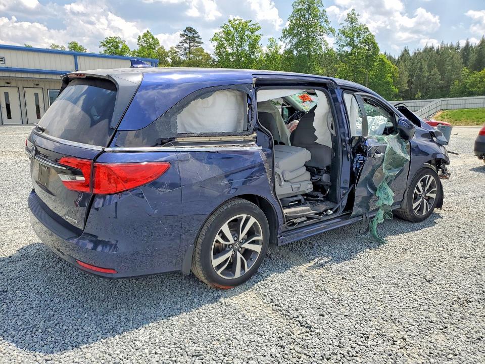 2024 Honda Odyssey VIN 5FNRL6H81RB010997 COPART salvage auction — SIDE, Nc - Salvage Certificate Of Title, sold $1,350 on 2026-07-09 (photo 3)