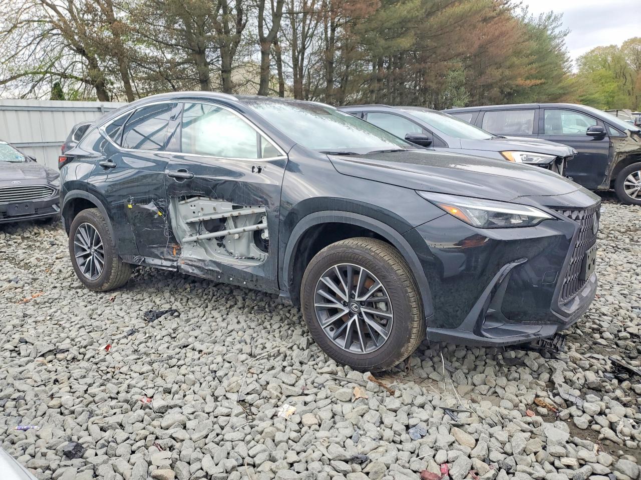 2025 Lexus NX 350h VIN JTJGKCEZ2S5036731 COPART salvage auction — Side, NJ - CERT OF TITLE-SALVAGE, sold $26,250 on 2026-07-06 (photo 4)