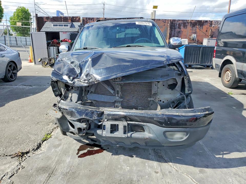 2002 Ford Expedition VIN 1FMEU15L52LA64485 COPART salvage auction — FRONT END, Ca - Salvage Certificate, sold $325 on 2026-07-08 (photo 5)
