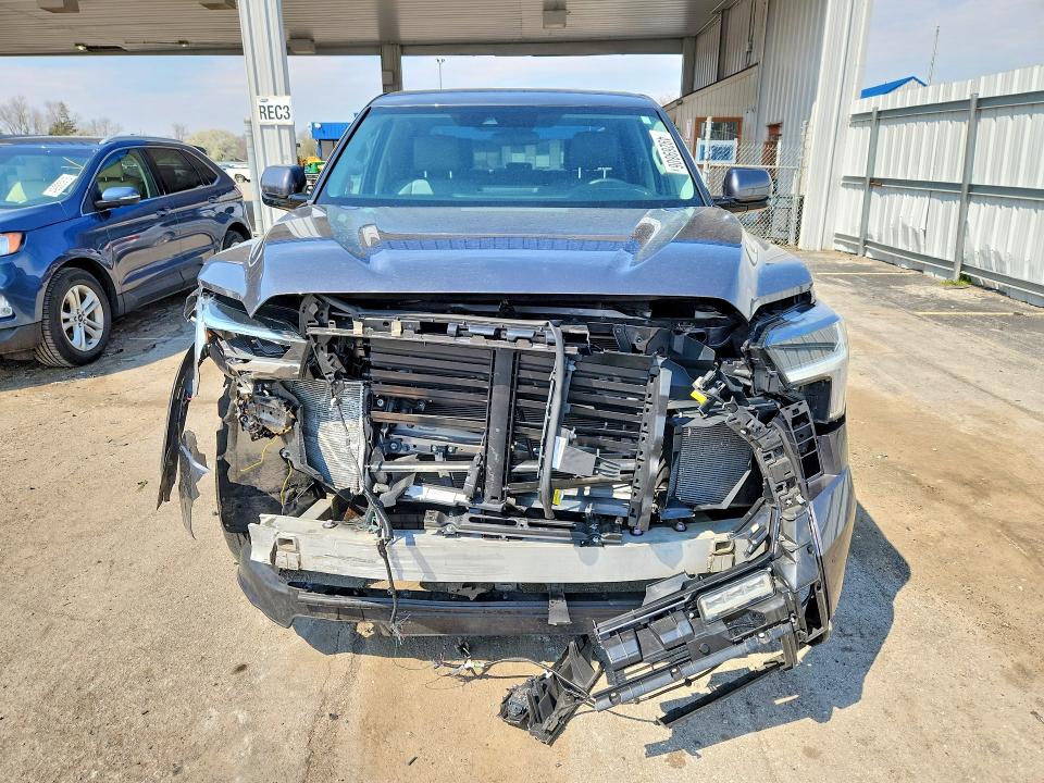 2022 Toyota Tundra VIN 5TFLA5AB3NX009801 COPART salvage auction — FRONT END, Id - Salvage Certificate Of Title, sold $14,200 on 2026-07-20 (photo 5)
