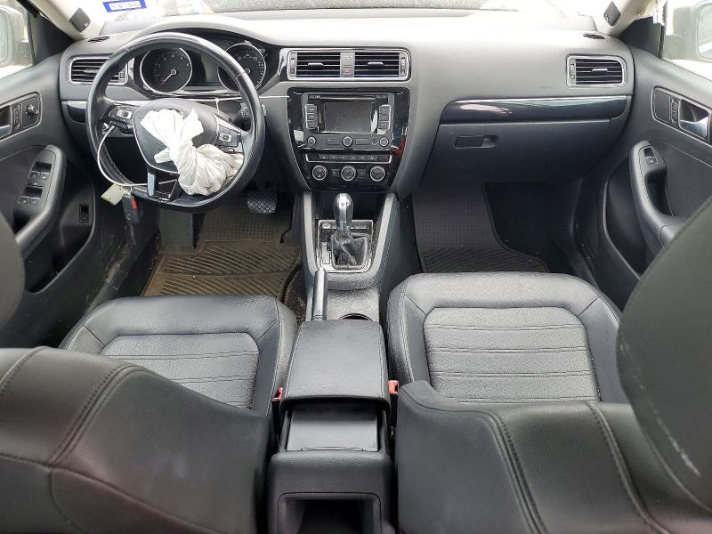 2015 Volkswagen Jetta VIN 3VWL17AJ7FM323023 COPART salvage auction — FRONT END, Tx - Salvage Vehicle Title, sold $625 on 2026-07-02 (photo 8)