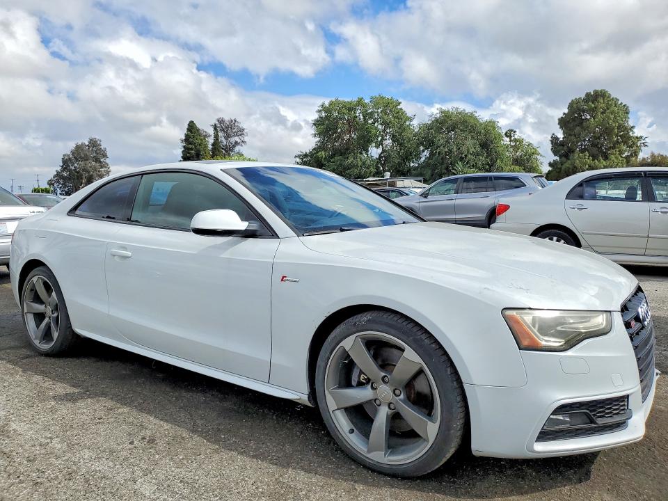 2014 Audi S5 VIN WAUCGAFR6EA039761 COPART salvage auction — MINOR DENT/SCRATCHES, Ca - Dis/Dlr/Exp Only Clean Title (P), sold $7,000 on 2026-07-07 (photo 4)