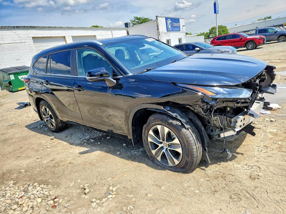 2024 Toyota Highlander VIN 5TDKDRBH4RS545259 COPART salvage auction — FRONT END, Md - Cert Of Salvage > 75% Damage, sold $9,000 on 2026-07-28 (photo 4)