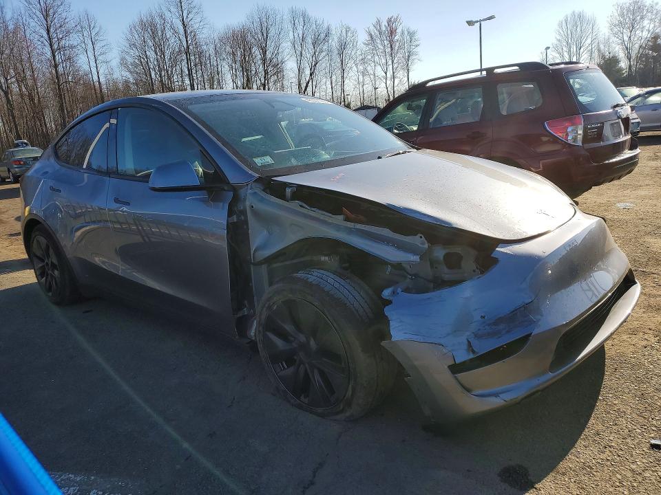 2025 Tesla VIN 7SAYGAEE9SF239630 COPART salvage auction — FRONT END, CT, sold $15,300 on 2026-07-16 (photo 4)