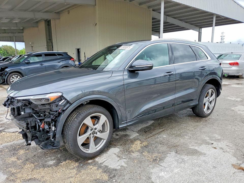 2025 Audi Q5 VIN WA12AAGU6S2043070 COPART salvage auction — FRONT END, Id - Salvage Certificate Of Title, sold $20,000 on 2026-07-29 (photo 1)