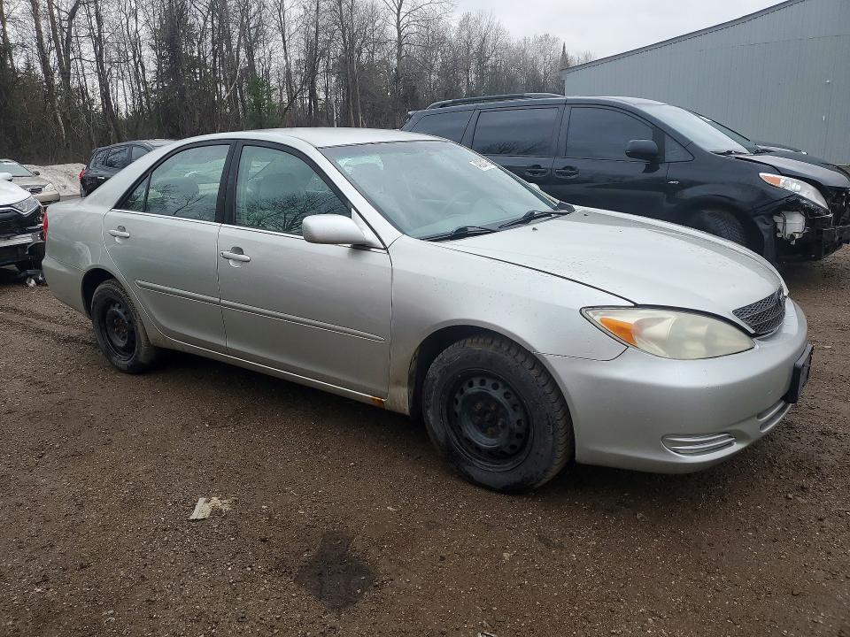 2002 Toyota Camry VIN JTDBE32K820135286 COPART salvage auction — FRONT END, ON - PERMIT NO BRAND - UNFIT, sold $550 on 2026-07-23 (photo 4)