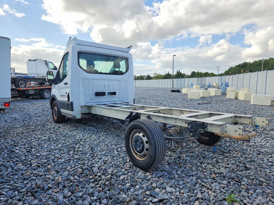 2021 Ford Transit VIN 1FDBW5Z88MKA79954 COPART salvage auction — NORMAL WEAR, Fl - Certificate Of Title (P), sold $7,500 on 2026-07-29 (photo 2)
