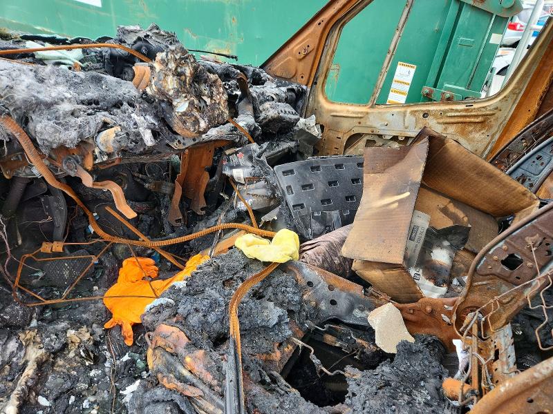 2021 Mercedes-benz Sprinter VIN W1Y4DBHY6MT078827 COPART salvage auction — BURN, LA - CERT OF TITLE-SALVAGE, sold $1,200 on 2026-07-29 (photo 8)