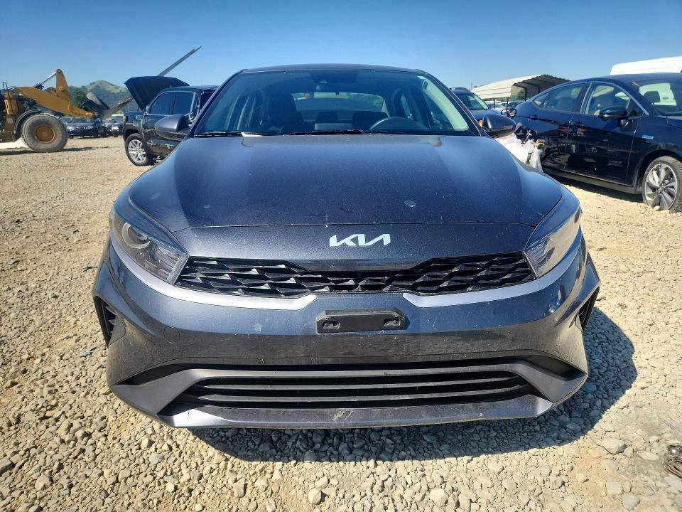 2024 Kia Forte VIN 3KPF24AD6RE798411 COPART salvage auction — REAR END, Id - Salvage Certificate Of Title, sold $3,600 on 2026-07-02 (photo 5)