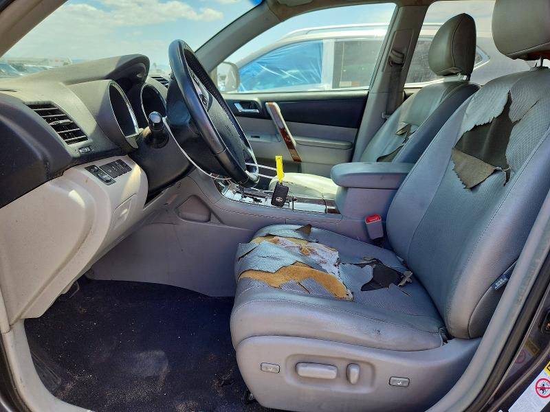 2013 Toyota VIN 5TDYK3EH7DS120006 COPART salvage auction — FRONT END, Ca - Salvage Certificate, sold $500 on 2026-07-21 (photo 7)