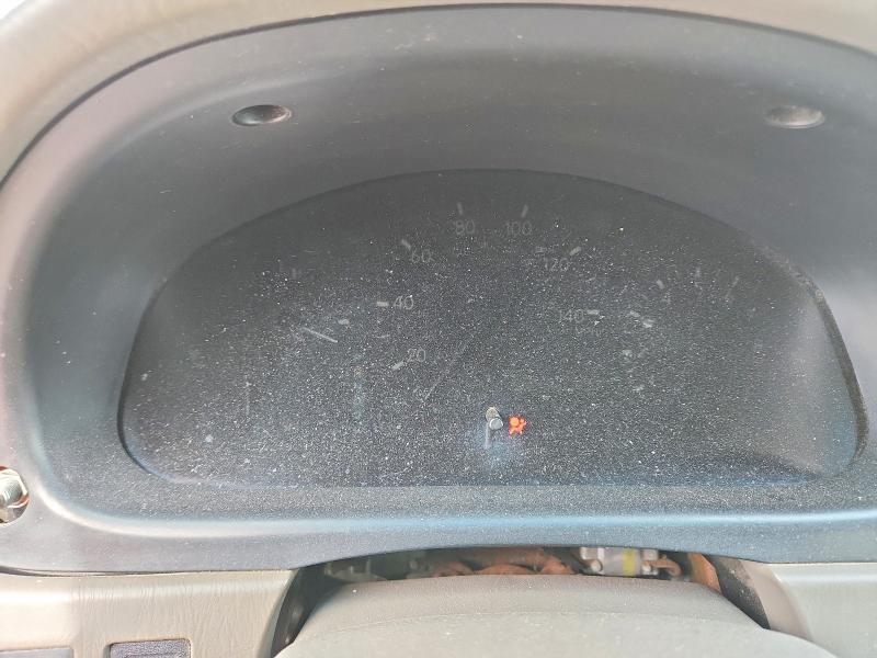 2000 Lexus Rx 300 VIN JT6GF10U5Y0065225 COPART salvage auction — FRONT END, TX - NONREPAIRABLE TITLE, sold $425 on 2026-07-31 (photo 9)