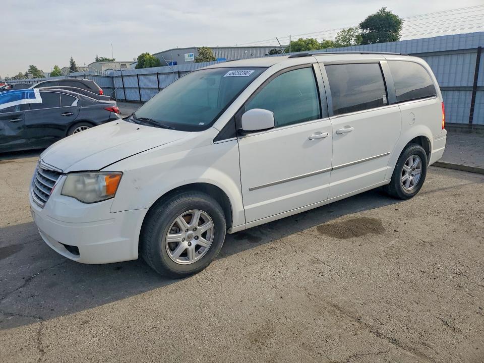 2010 Chrysler Town & country VIN 2A4RR5D18AR266090 COPART salvage auction — MINOR DENT/SCRATCHES, CA - APP FOR DUP CLEAN OR AC, sold $675 on 2026-07-17 (photo 1)