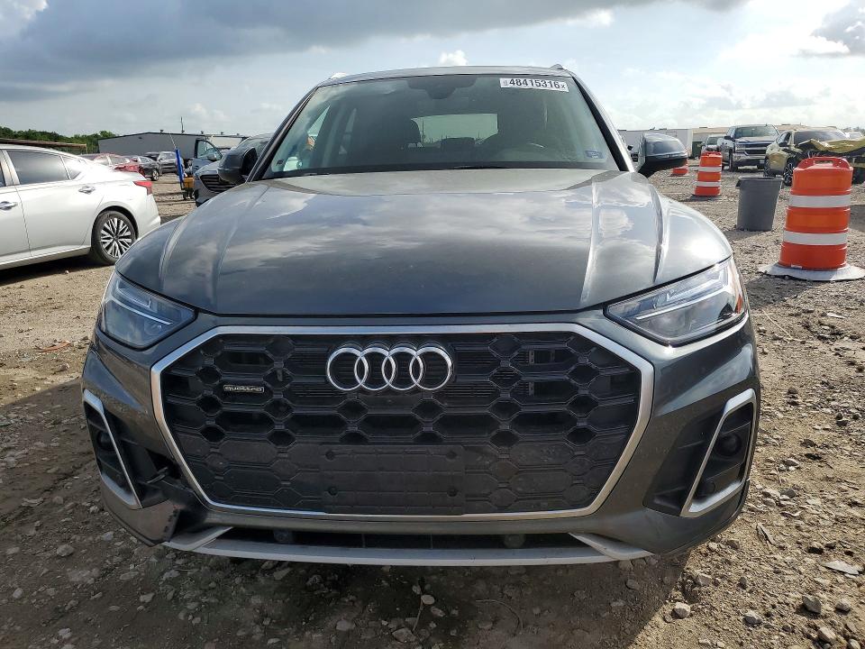2025 Audi Q5 VIN WA1E2AFY7S2015535 COPART salvage auction — WATER/FLOOD, Tx - Salvage Title-Flood Damage, sold $14,200 on 2026-07-09 (photo 5)