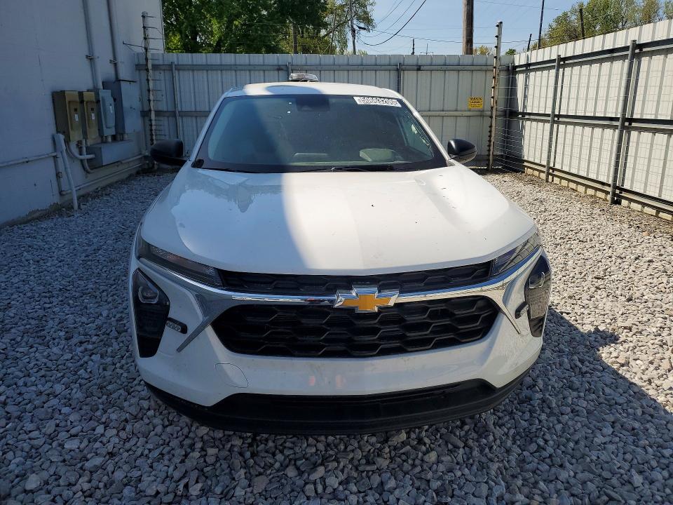 2025 Chevrolet Trax VIN KL77LFEP6SC187869 COPART salvage auction — REAR END, VA - CERT OF TITLE - SALVAGE, sold $7,500 on 2026-07-31 (photo 5)