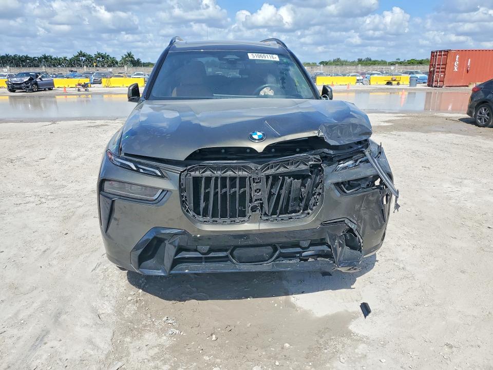 2025 BMW X7 VIN 5UX23EM04S9Y67938 COPART salvage auction — FRONT END, FL, sold $1,100 on 2026-07-29 (photo 5)