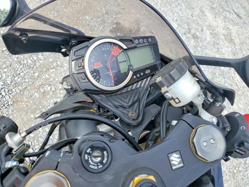 2026 Suzuki Gsx-r VIN JS1GR7MAXT7100063 COPART salvage auction — FRONT END, Nc - Salvage Certificate Of Title, sold $625 on 2026-07-30 (photo 7)
