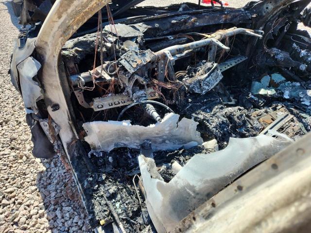 2013 BMW 7 series VIN WBAYE8C5XDD133208 COPART salvage auction — BURN, Nc - Salvage Certificate Of Title, sold $400 on 2026-08-04 (photo 8)
