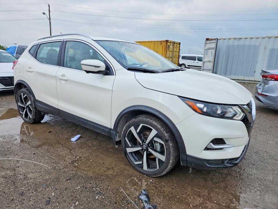 2022 Nissan Rogue VIN JN1BJ1CW4NW494012 COPART salvage auction — HAIL, Il - Salvage Certificate, sold $800 on 2026-07-03 (photo 4)