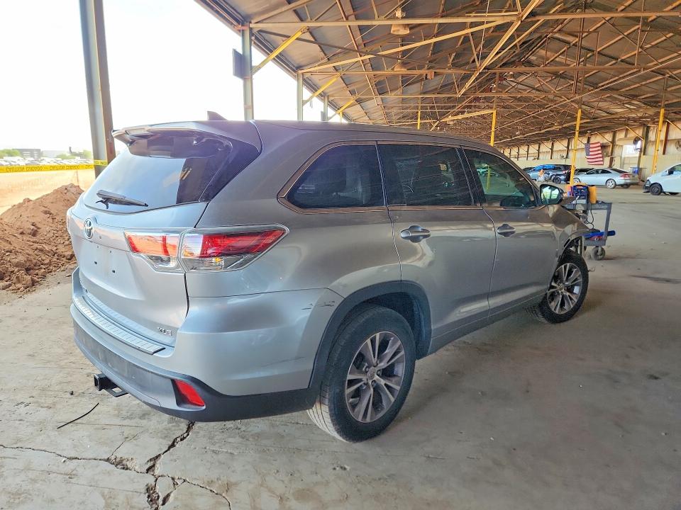 2015 Toyota Highlander VIN 5TDKKRFH3FS093526 COPART salvage auction — FRONT END, AZ - CERT OF TITLE - SALVAGE, sold $6,200 on 2026-07-27 (photo 3)