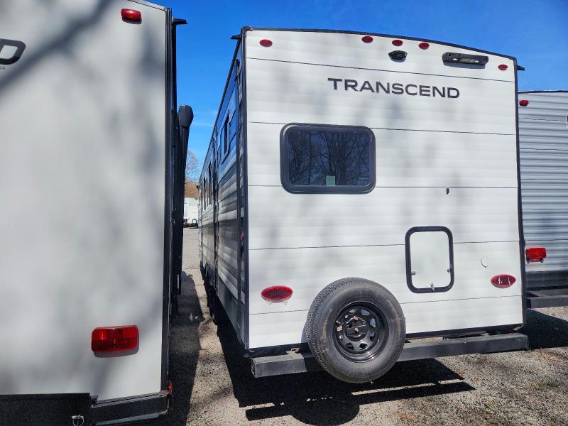 2025 Grand design Transcend VIN 573TT3727S8837371 COPART salvage auction — SIDE, MA - CERT OF TITLE-RECONSTRCTD COLL, sold $7,000 on 2026-07-21 (photo 3)