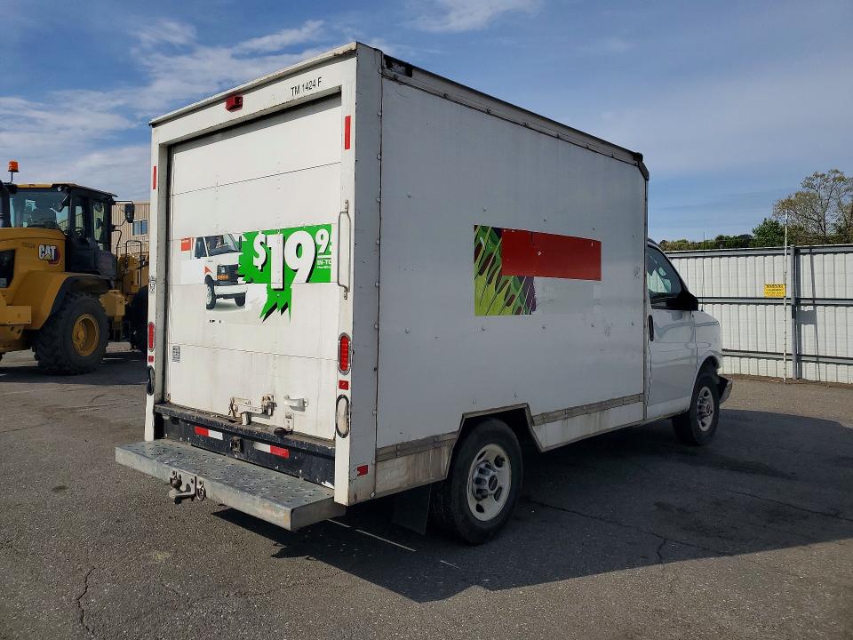 2012 Gmc Savana VIN 1GDY72BA4C1901849 COPART salvage auction — ALL OVER, Nj - Cert Of Title-Salvage, sold $150 on 2026-07-08 (photo 3)