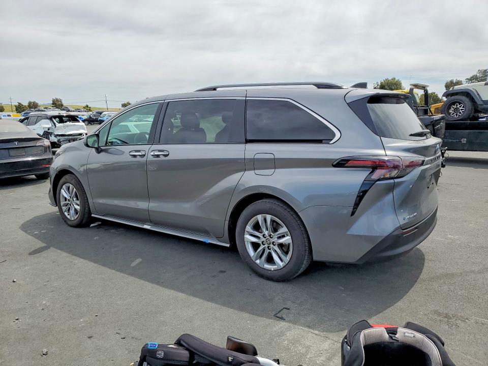 2026 Toyota Sienna VIN 5TDYSKFC4TS233617 COPART salvage auction — SIDE, Ca - Salvage Certificate, sold $25,500 on 2026-07-20 (photo 2)