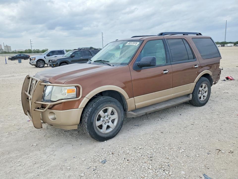 2011 Ford Expedition VIN 1FMJU1H5XBEF37524 — COPART salvage auction photo