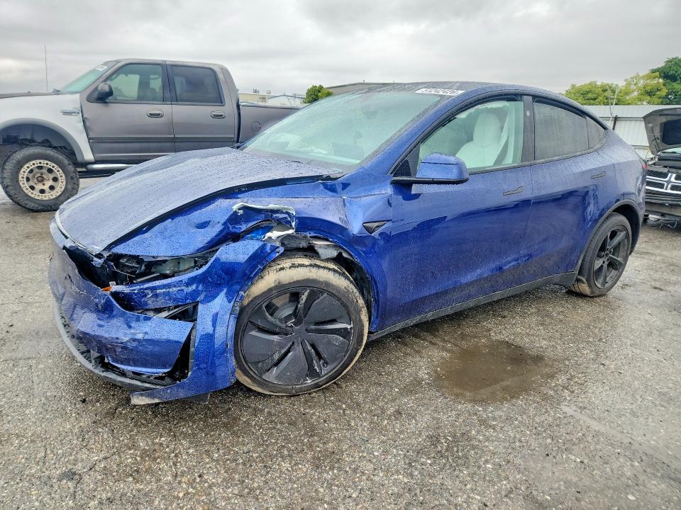 2026 Tesla Model y VIN 7SAYGDEE9TF368325 COPART salvage auction — FRONT END, Ca - Salvage Certificate, sold $16,800 on 2026-07-06 (photo 1)
