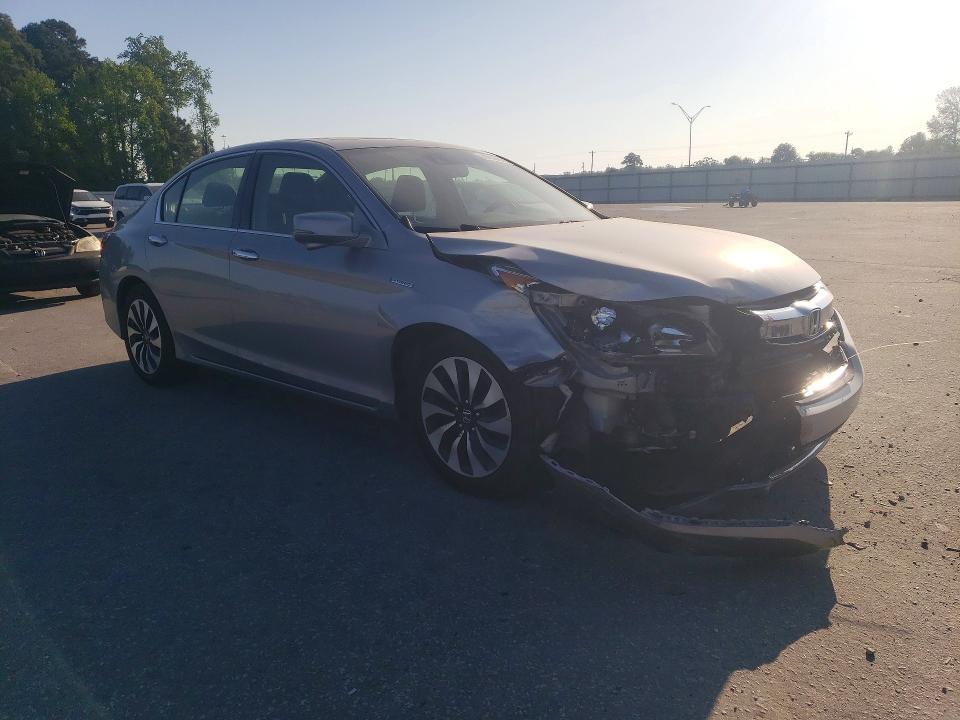 2017 Honda Accord VIN JHMCR6F58HC005531 COPART salvage auction — FRONT END, Nc - Salvage Certificate Of Title, sold $2,000 on 2026-07-14 (photo 4)