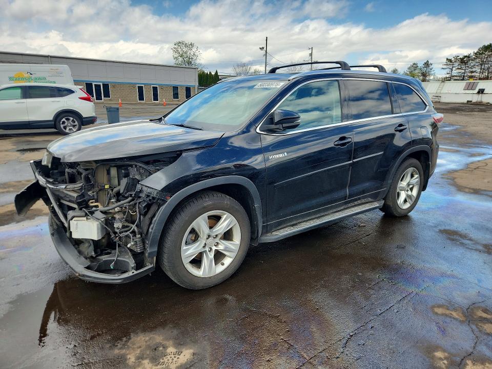 2015 Toyota Highlander hybrid VIN 5TDDCRFH1FS007104 COPART salvage auction — FRONT END, CT - CERT OF TITLE-SALVAGE, sold $7,600 on 2026-09-08 (photo 1)