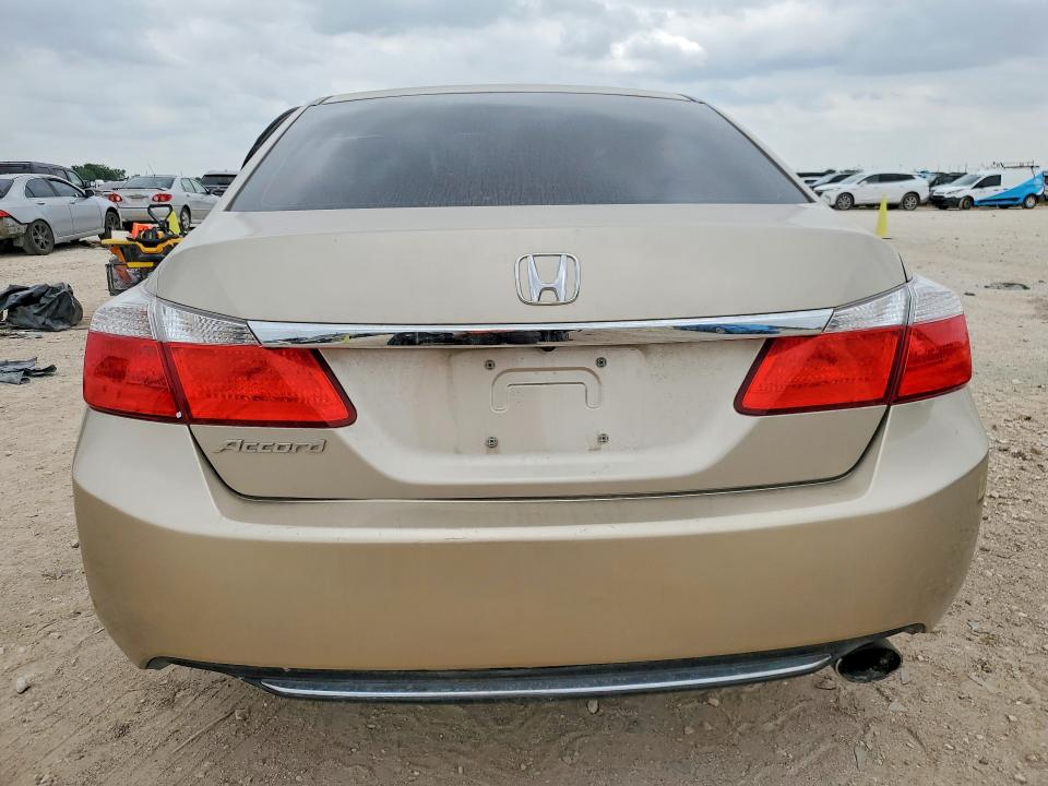 2013 Honda Accord VIN 1HGCR2F78DA146988 COPART salvage auction — SIDE, Tx - Salvage Vehicle Title, sold $1,750 on 2026-07-02 (photo 6)