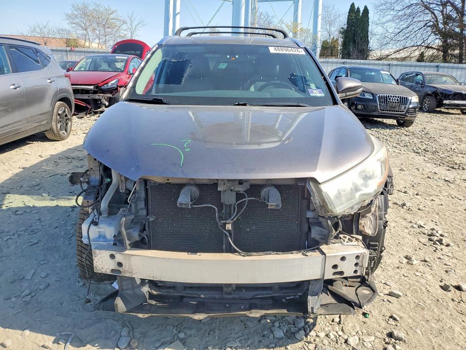 2015 Toyota Highlander VIN 5TDJKRFH4FS157536 COPART salvage auction — SIDE, Nj - Cert Of Title-Salvage, sold $400 on 2026-07-29 (photo 5)