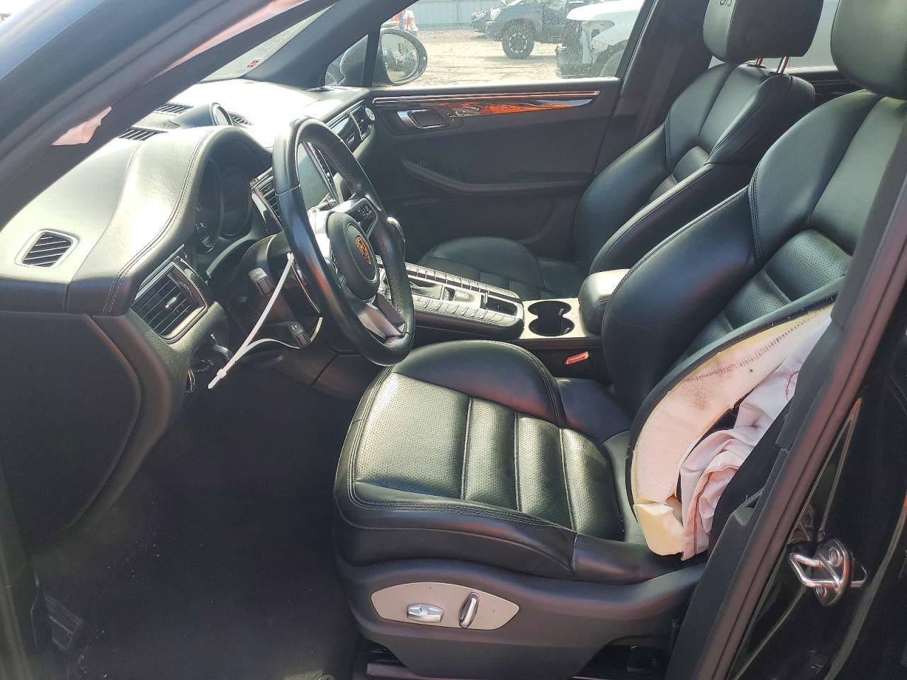 2018 Porsche Macan VIN WP1AG2A50JLB61534 COPART salvage auction — Rear End, VA - CERT OF TITLE - SALVAGE, sold $7,100 on 2026-07-01 (photo 7)