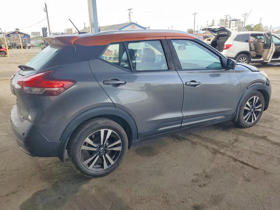 2020 Nissan Kicks VIN 3N1CP5DV8LL560578 COPART salvage auction — FRONT END, Ca - Salvage Certificate, sold $3,500 on 2026-07-02 (photo 3)