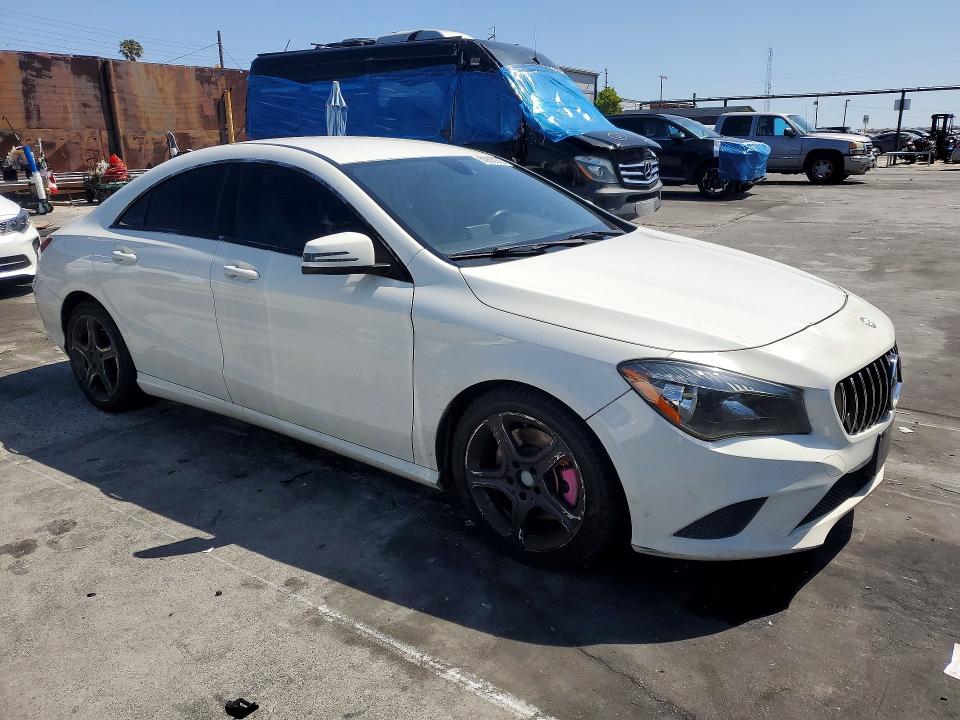 2014 Mercedes-benz Cla-class VIN WDDSJ4EB5EN119475 COPART salvage auction — NORMAL WEAR, Ca - Dis/Dlr/Exp Only Clean Title, sold $2,250 on 2026-07-15 (photo 4)