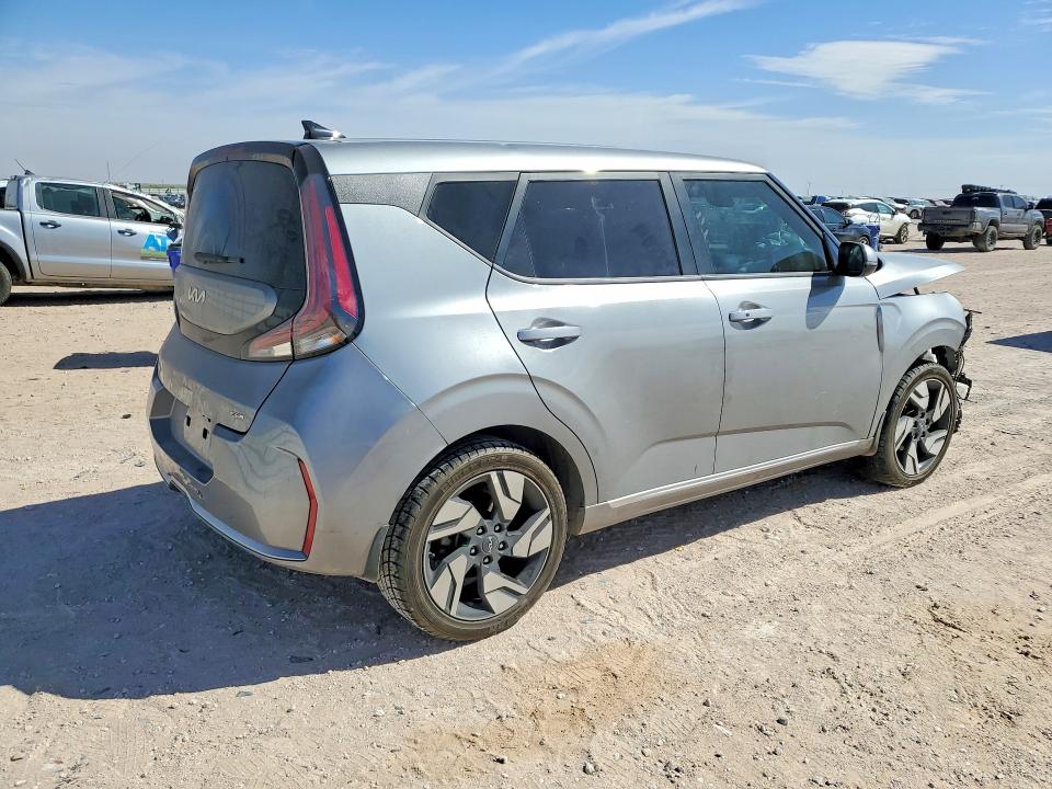 2023 Kia Soul VIN KNDJ53AU7P7873108 COPART salvage auction — FRONT END, Tx - Salvage Vehicle Title, sold $1,650 on 2026-07-08 (photo 3)