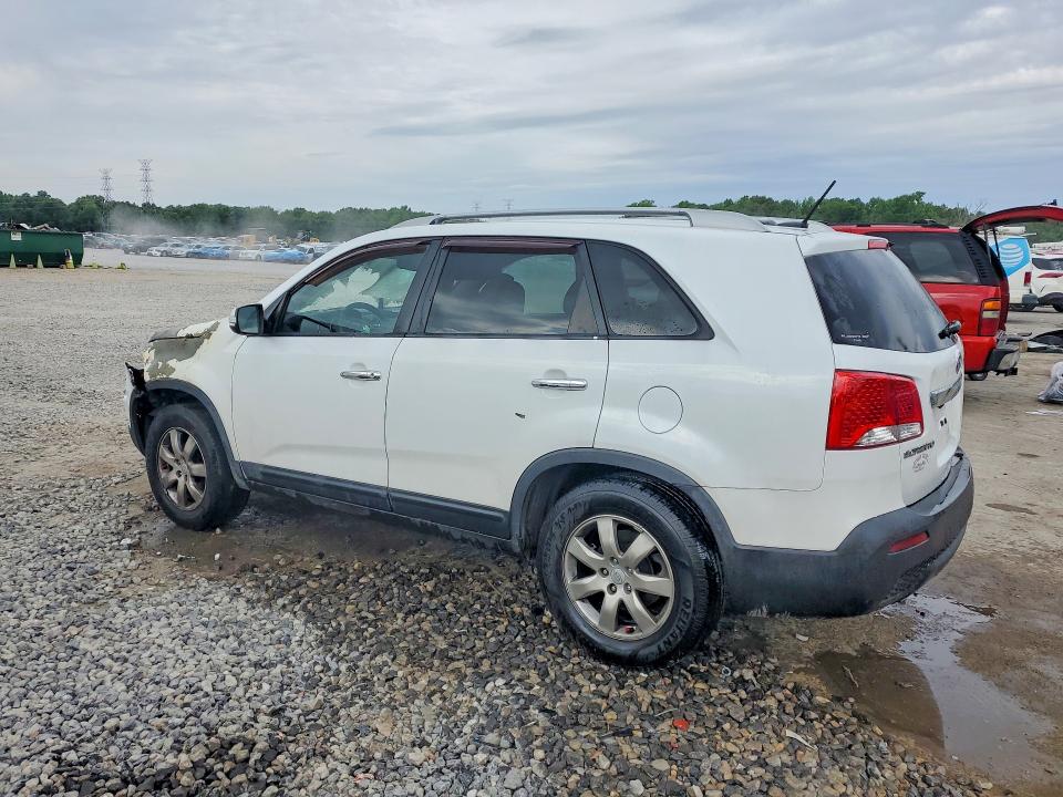 2011 Kia Sorento VIN 5XYKT3A11BG164203 COPART salvage auction — ENGINE BURN, Tn - Non-Repairable Certificate, sold $200 on 2026-07-02 (photo 2)