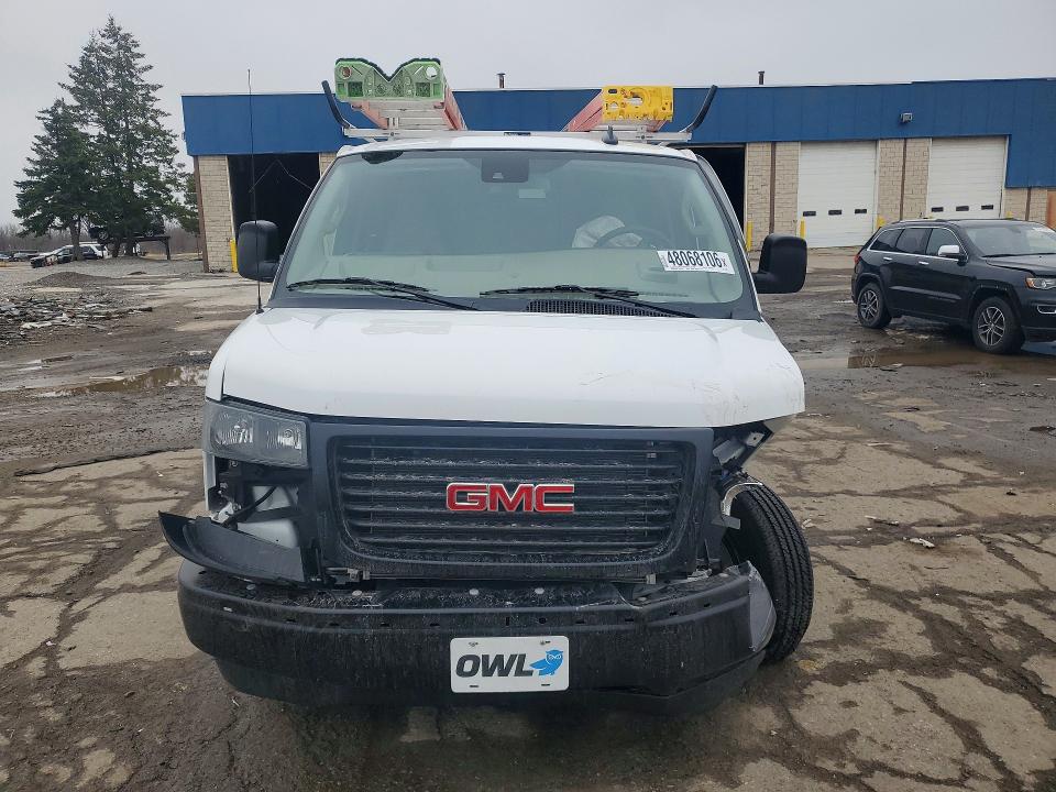 2025 Gmc Savana VIN 1GTW7AFP8S1223268 COPART salvage auction — FRONT END, Mi - Cert Of Title-Salvage Vehicle, sold $7,200 on 2026-07-29 (photo 5)