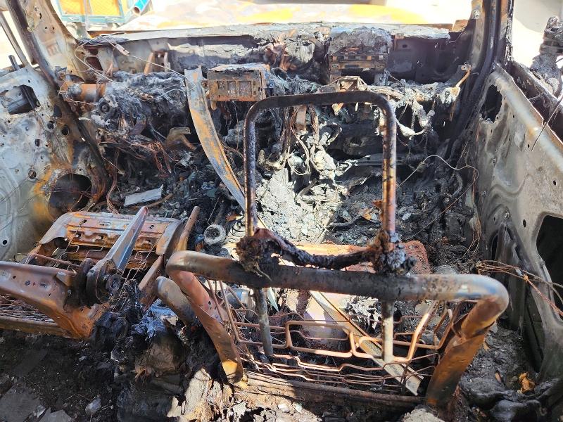 2007 Toyota VIN JTEBU11F570088457 COPART salvage auction — BURN, Sc - Cert Of Title-Salvage Fire, sold $475 on 2026-07-15 (photo 8)