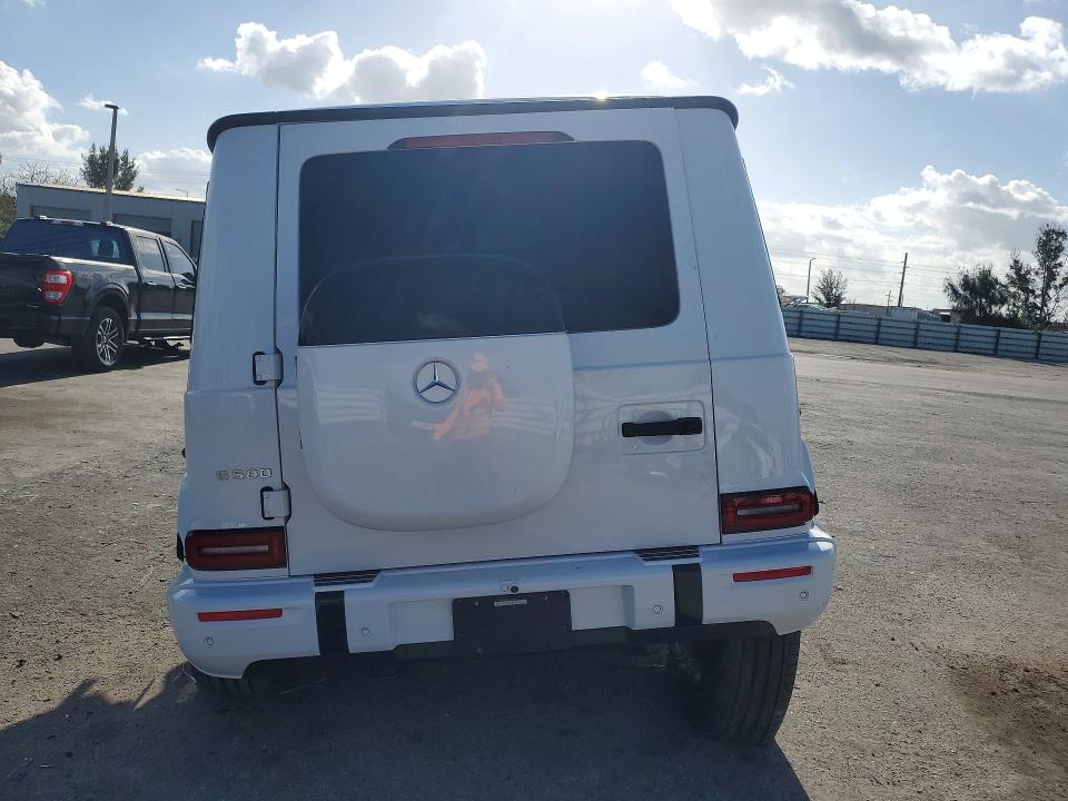 2025 Mercedes-benz G-class VIN W1NWM0ABXSX036926 COPART salvage auction — FRONT END, Fl - Certificate Of Destruction, sold $16,300 on 2026-07-13 (photo 6)